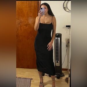 Vintage Velvet Maxi Dress 🖤